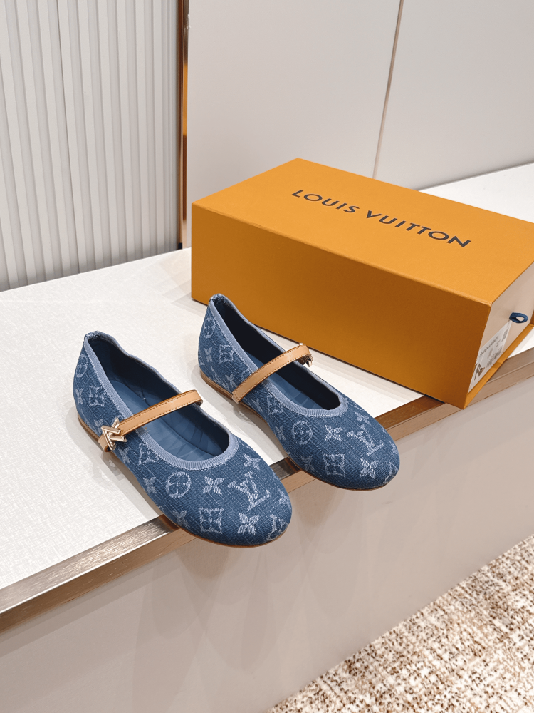 LV Women Ballet Shoes