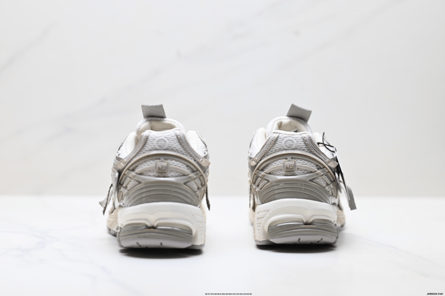 New Balance 1906