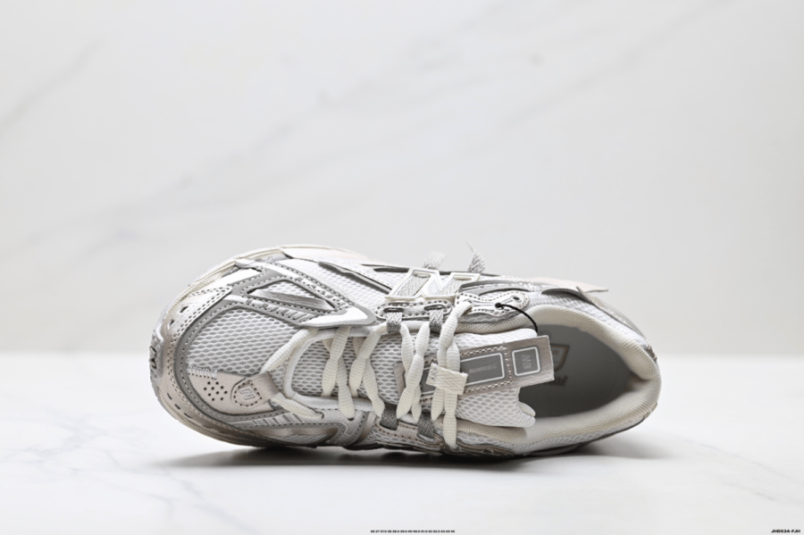New Balance 1906