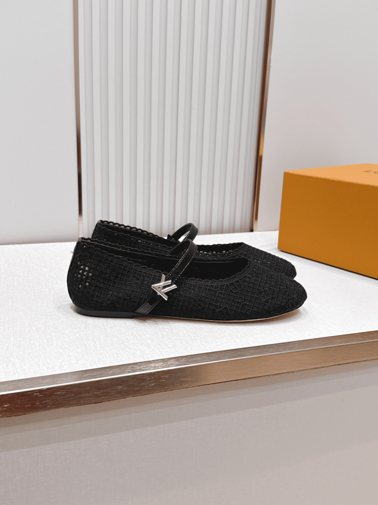 LV Women Ballet Shoes