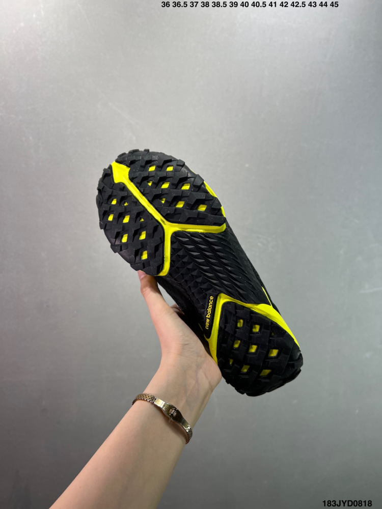 New Balance Minimus M10