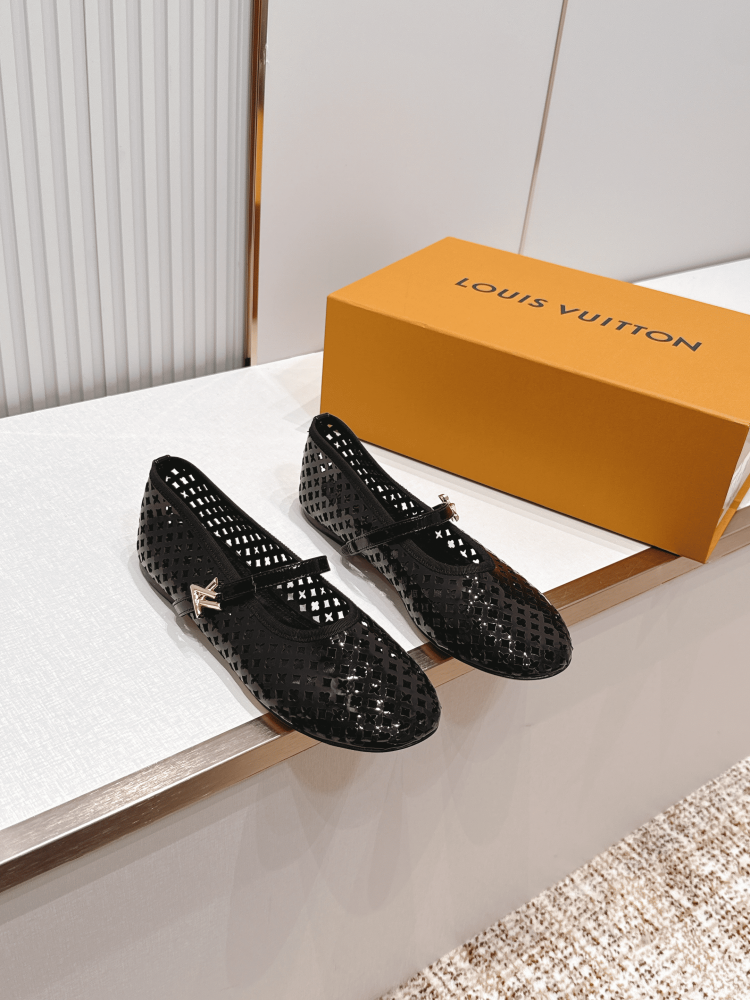 LV Women Ballet Shoes