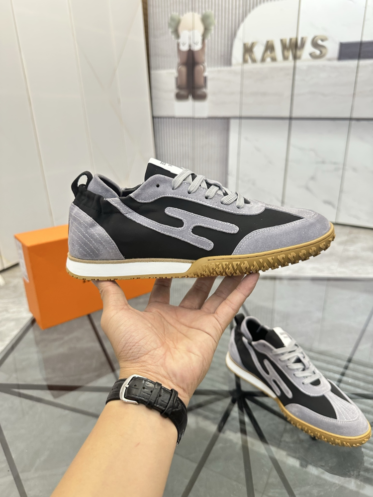 Hermes Paris Sneaker