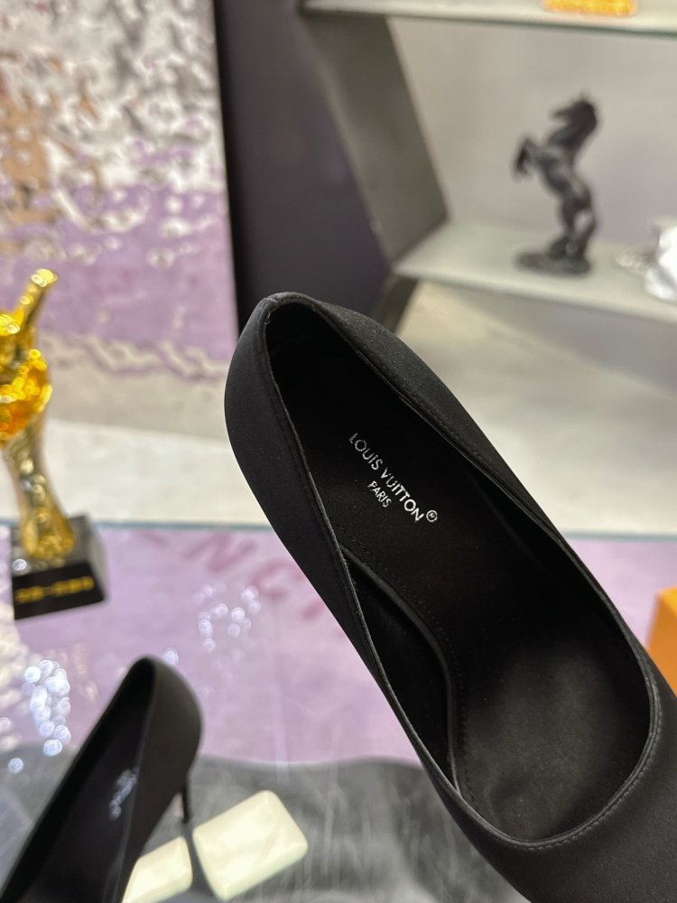 LV Women High Heels