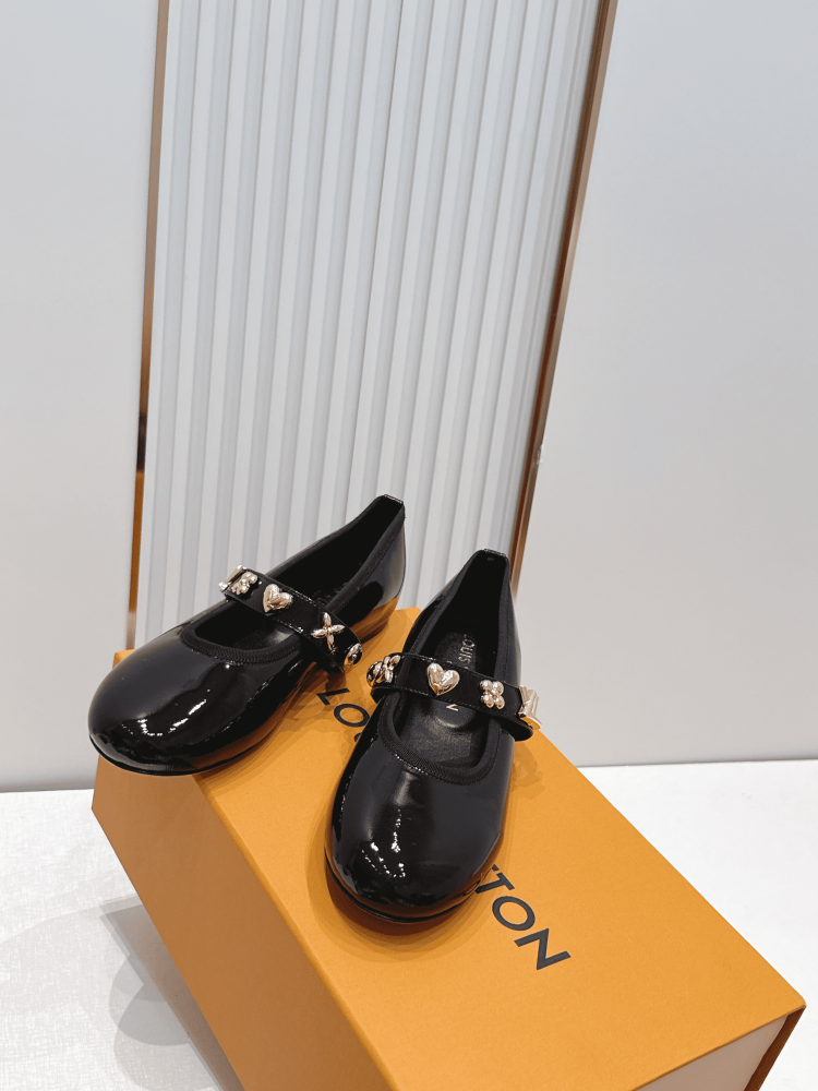 LV Women Ballet Shoes
