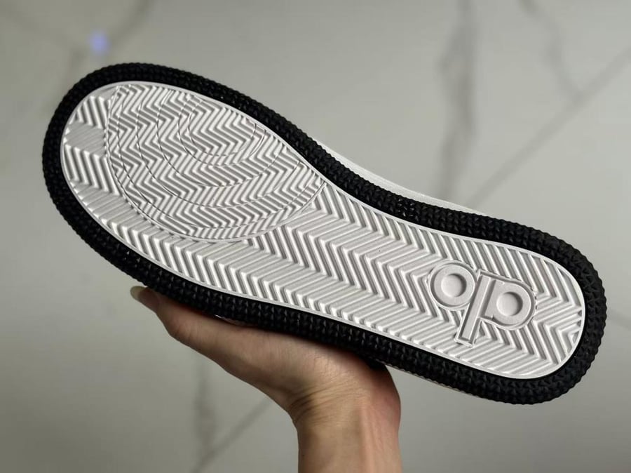 Alo Recovery Mode Sneaker - Sizes 36-45