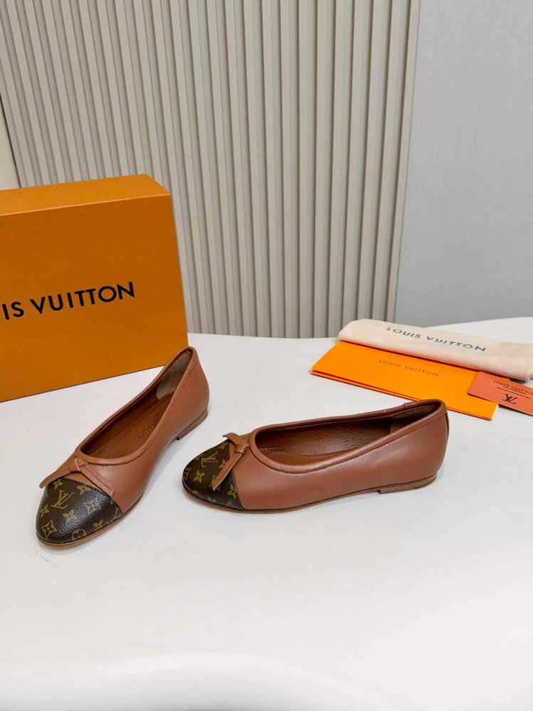 LV Women Ballet Shoes