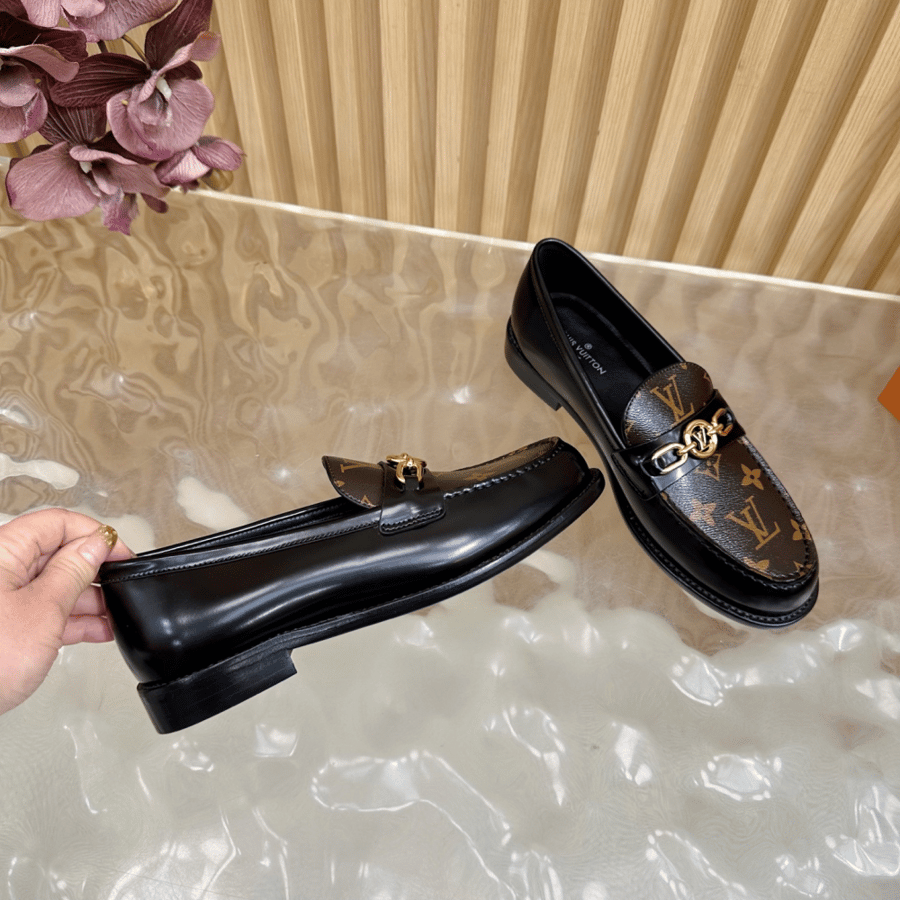 LV Women Classic