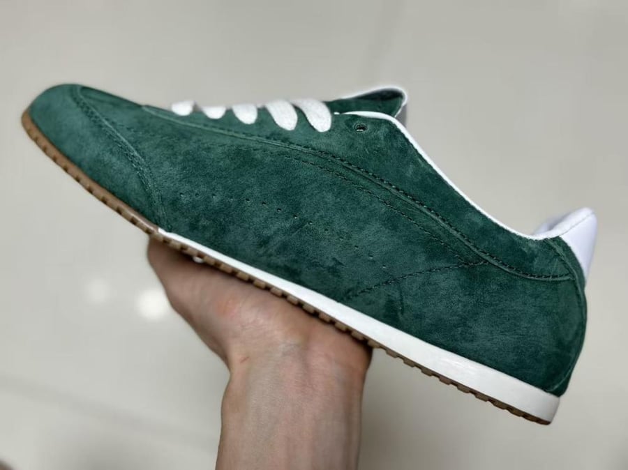Alo Yoga Sunset Sneaker - (Sizes 35-45)