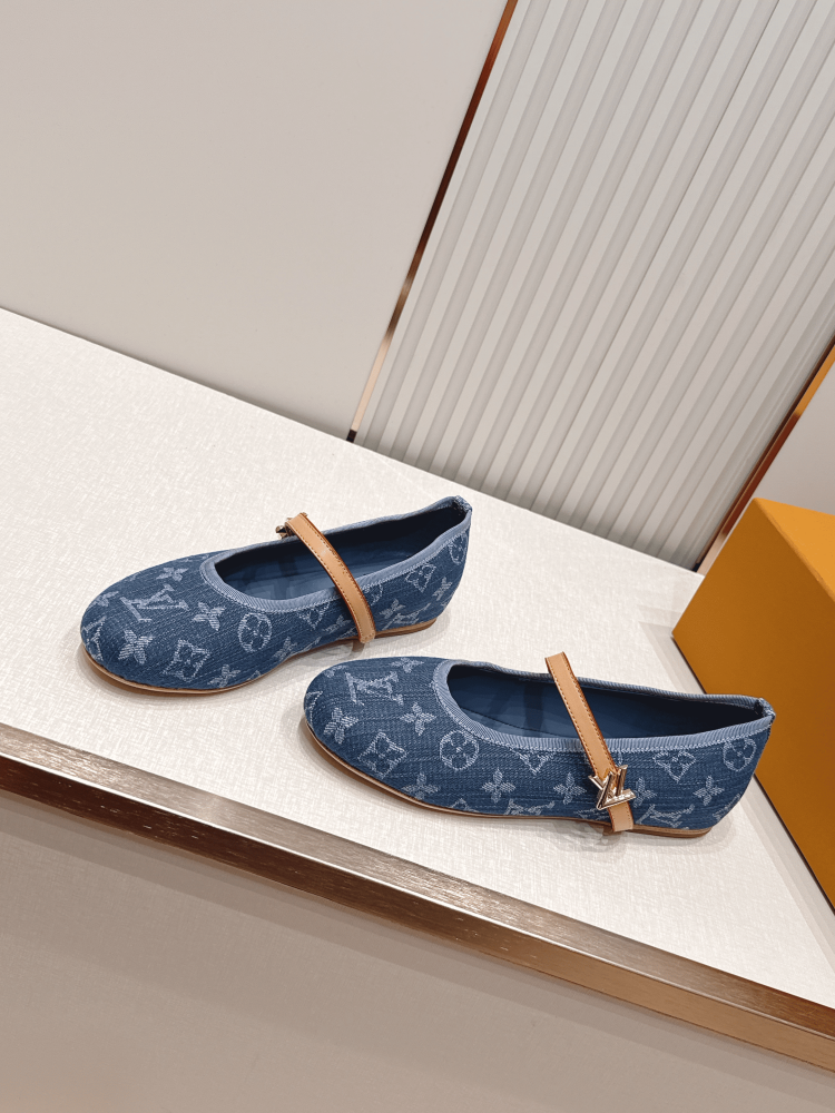 LV Women Ballet Shoes