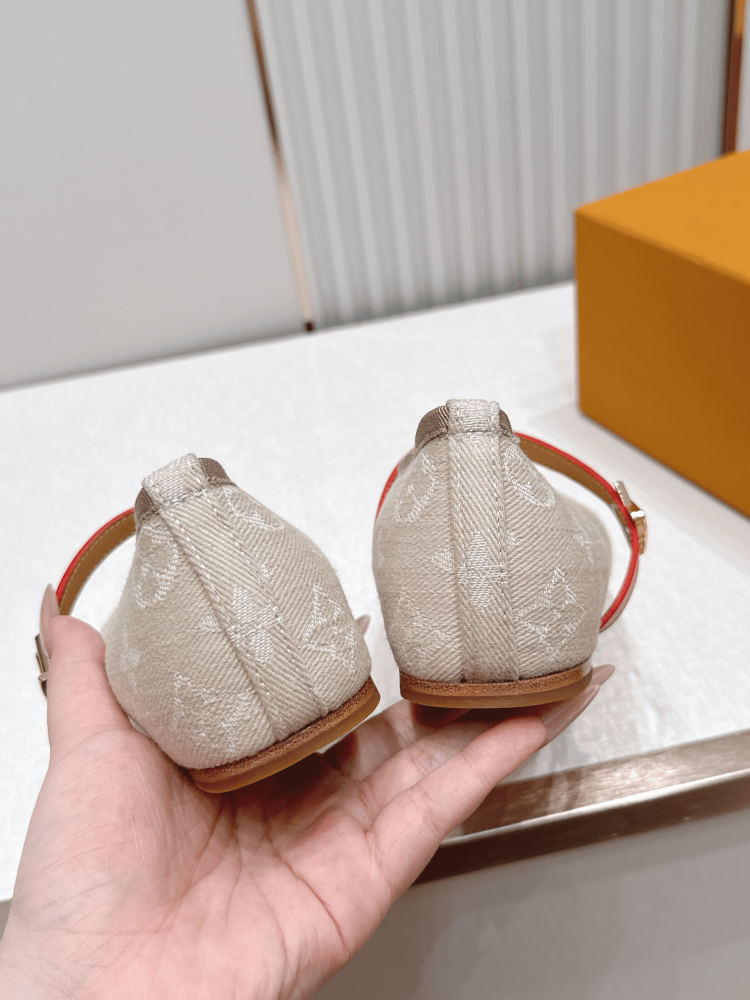 LV Women Ballet Shoes