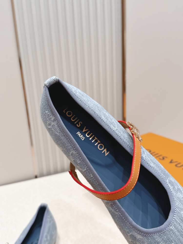 LV Women Ballet Shoes
