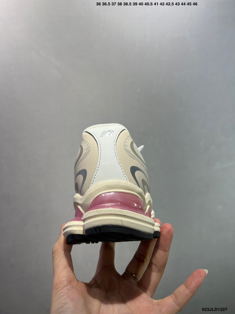 New Balance NB 2000
