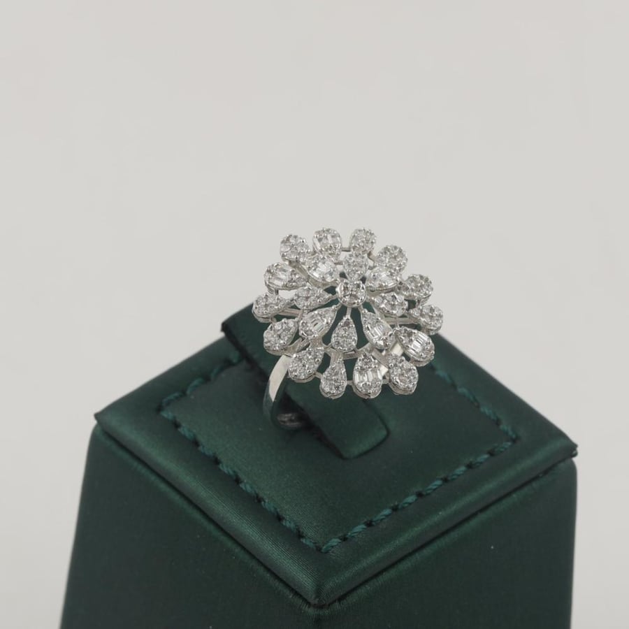 White gold set, eye-catching, shiny - 18 karat