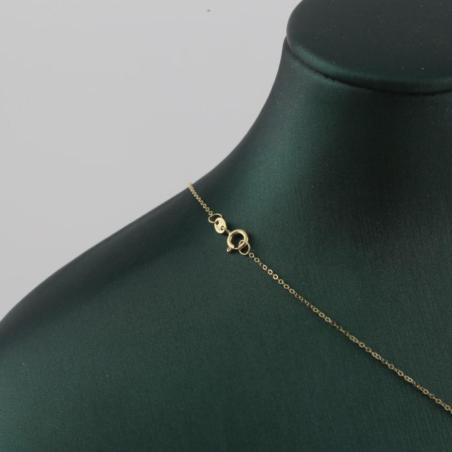 عقد ذهب بتصميم الماس بقصة Heart - عيار 18
