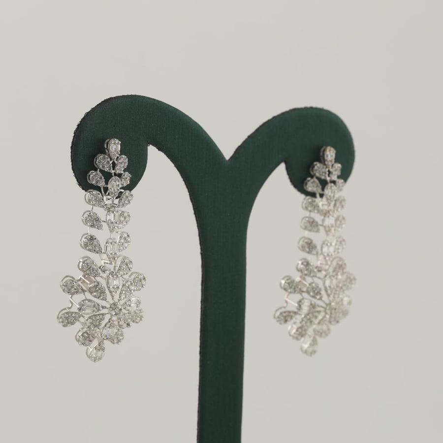 White gold set, eye-catching, shiny - 18 karat