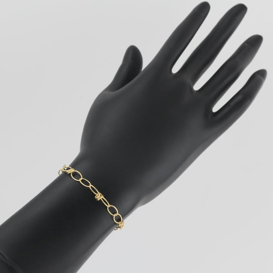 اسوارة ذهب عيار 18