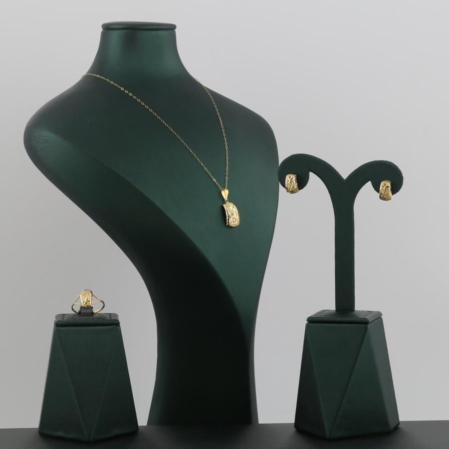 Half a matte gold set with palm tree design - 21 karat