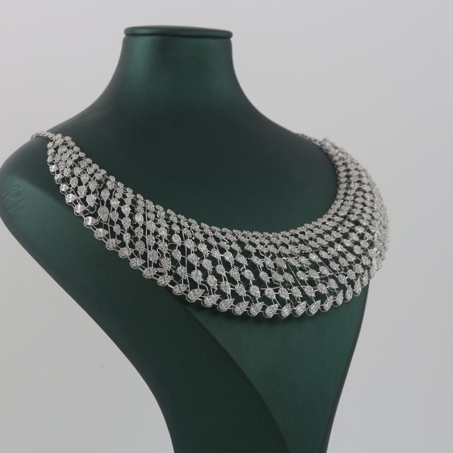 White gold set, eye-catching, shiny - 18 karat