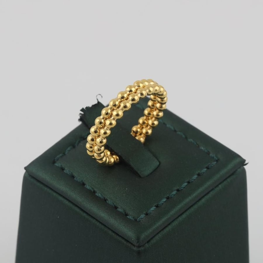 Gold ring with two smooth balls - 21 karat