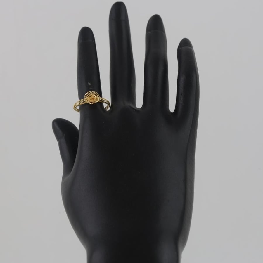 Gold mesh ring with a decorated flower - 21 karat