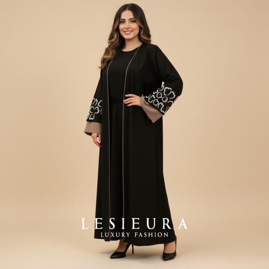 عبايه جولاتا بالتطريز الفاخر