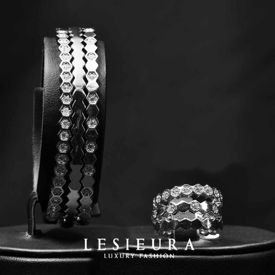 The distinguished silver Elexir set