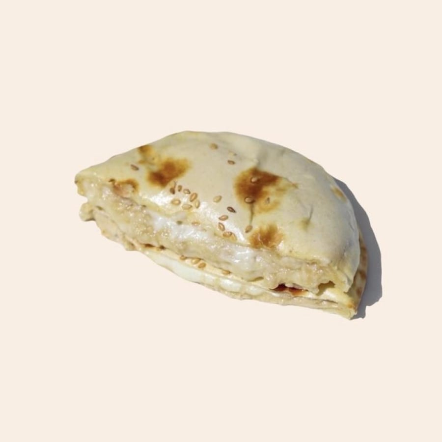 فطيرة مدور جبن سائل