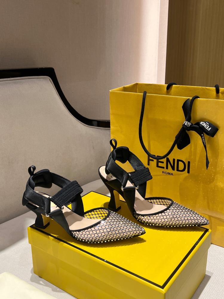 Fendi Colibrì slingback