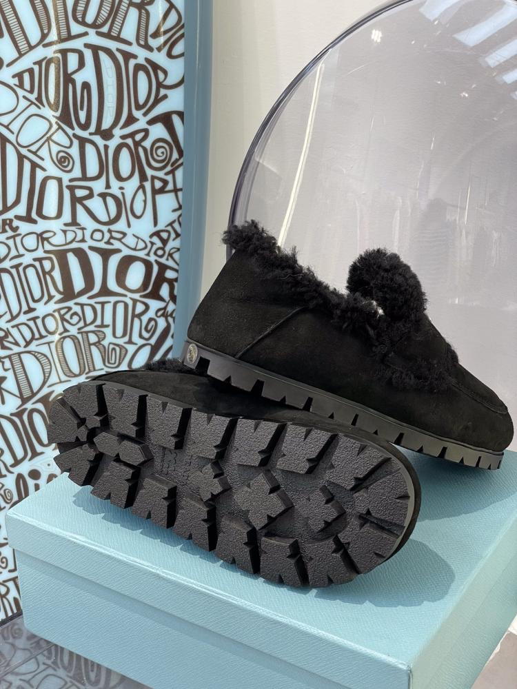 PR loafer