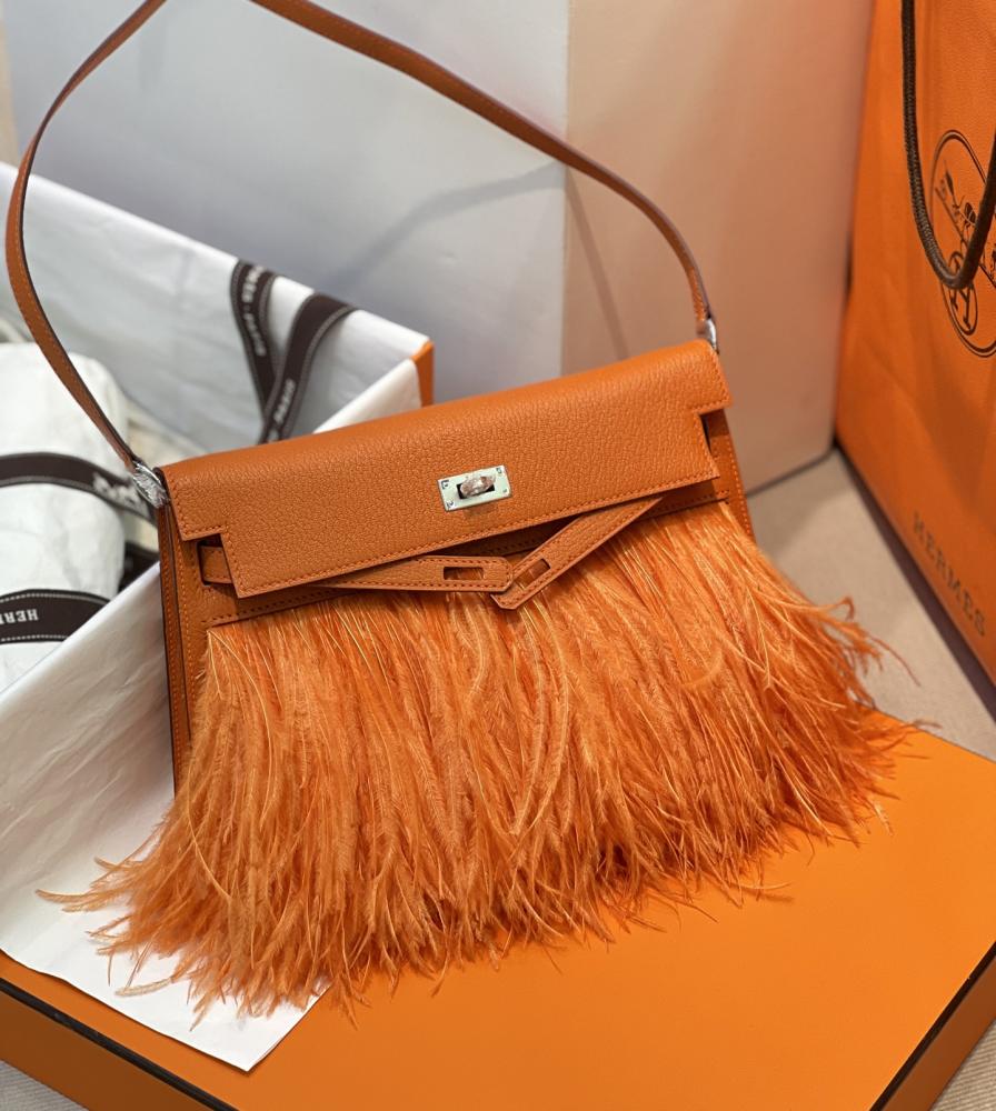 Hermes Kelly Elan Folie bag ostrich feathers / حقيبة هيرميس كيلي إيلان فولي من ريش النعام