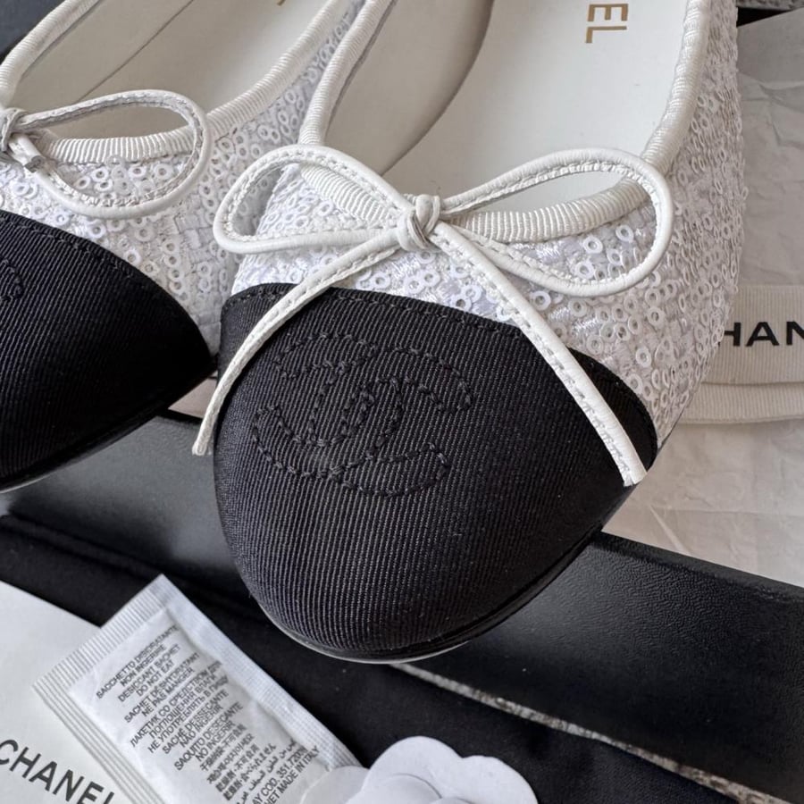 Chanel ballet flats / حذاء باليه شانيل