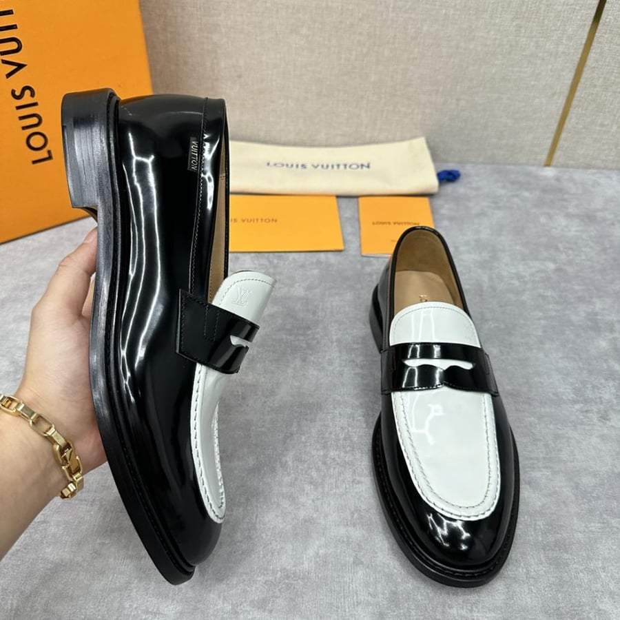 LV Loafer