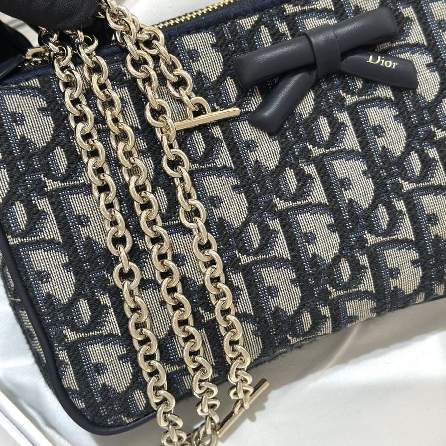 Christian Dior Bow Pouch with Chain / حقيبة كريستيان ديور باو باوتش مع سلسلة