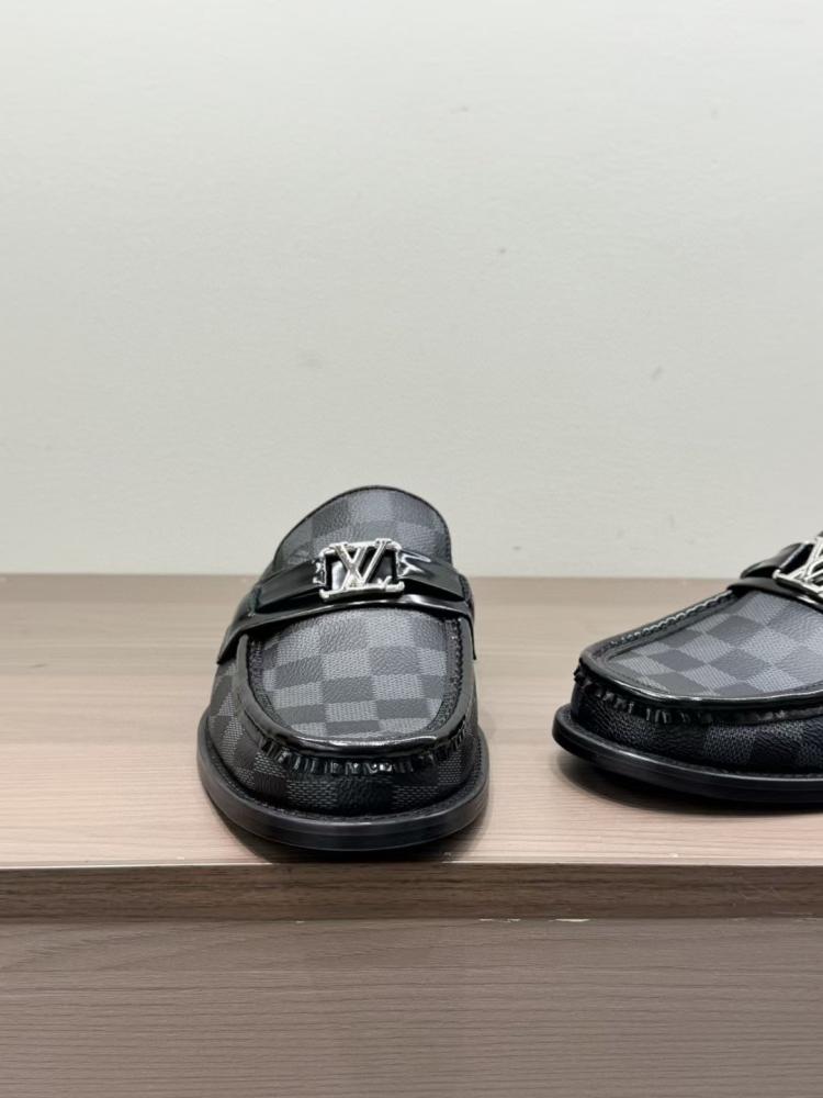 LV Damier Mule
