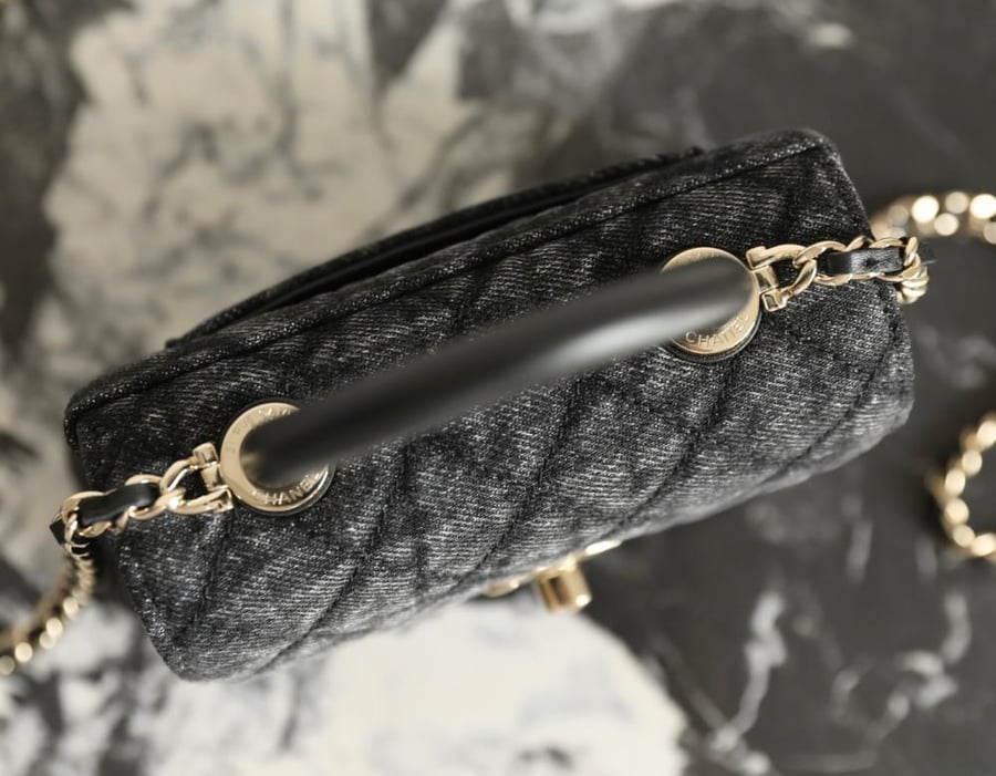 Chanel Nano Coco Top Handle Flap bag / حقيبة شانيل نانو كوكو