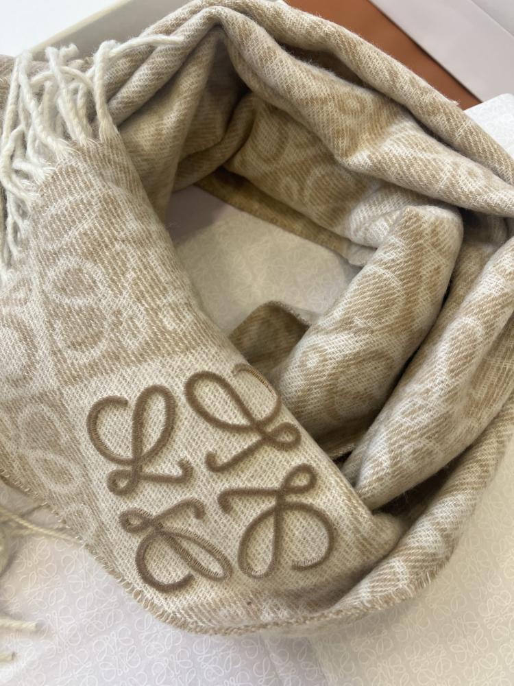 LO scarf