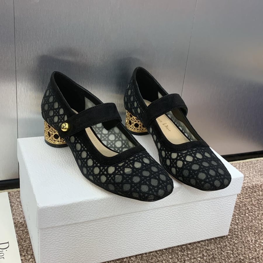 CD heels
