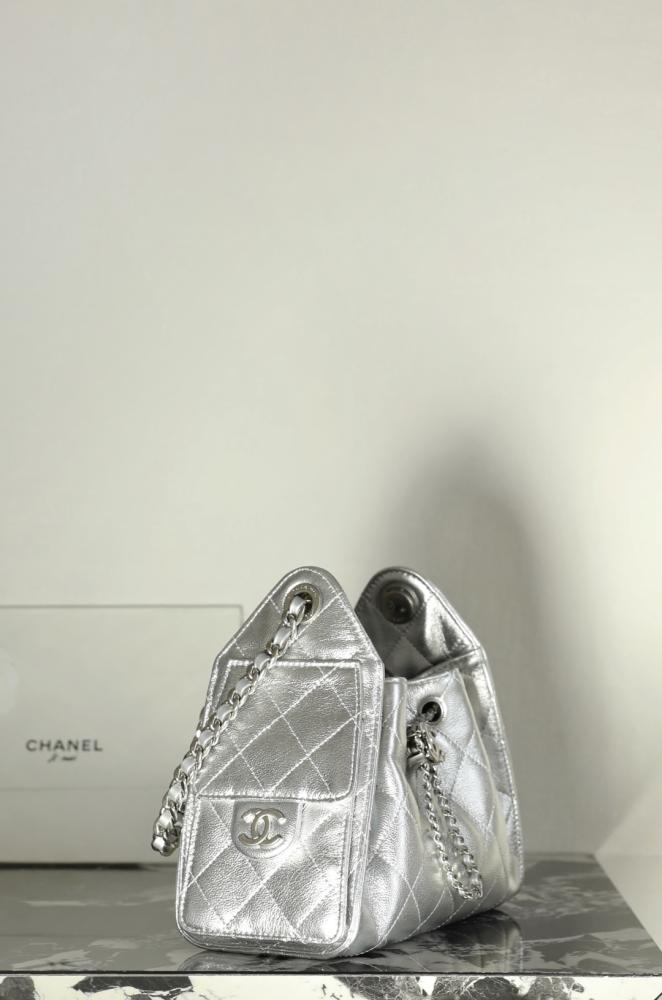 CHANEL 25 MINI HANDBAG
