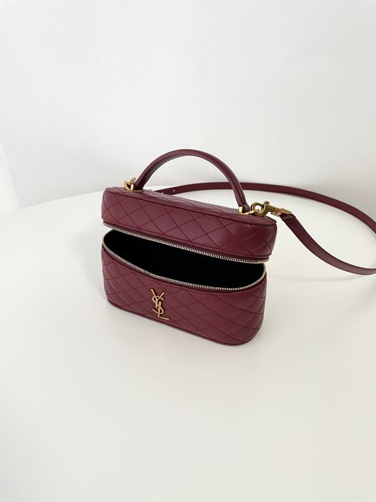 Saint Laurent Gaby Vanity Bag / حقيبة سان لوران غابي