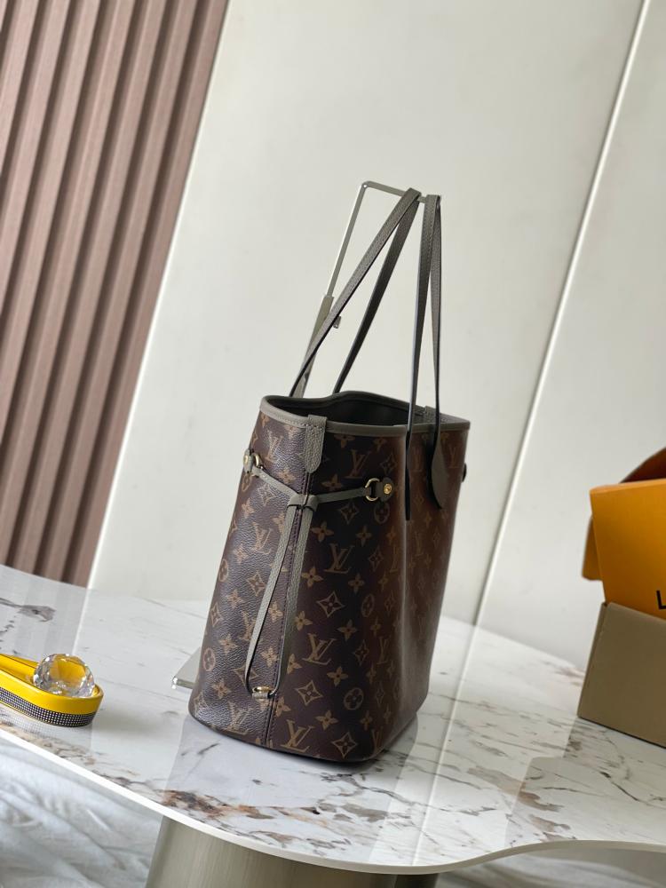 LV neverfull inside out 31cm