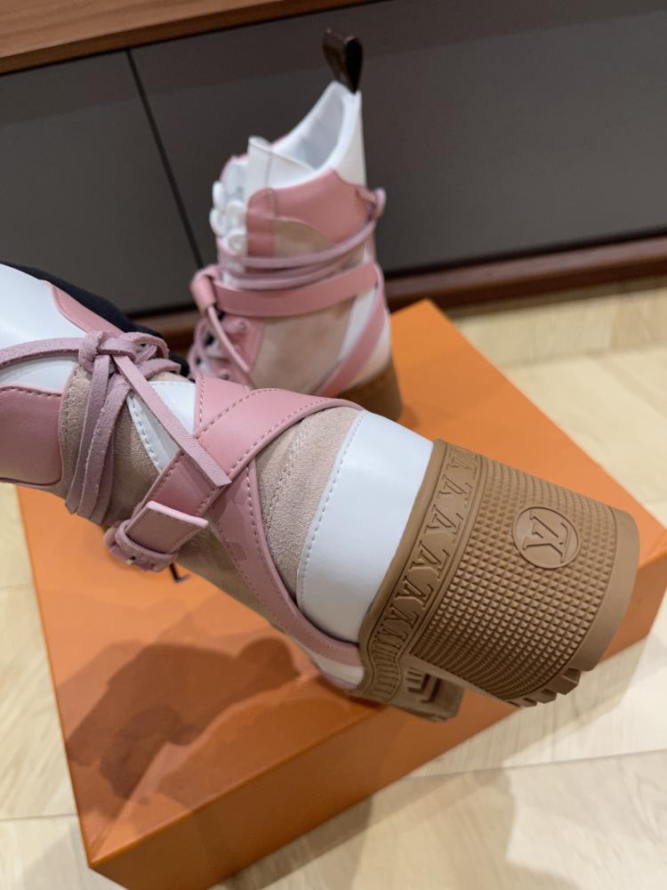 LV boots