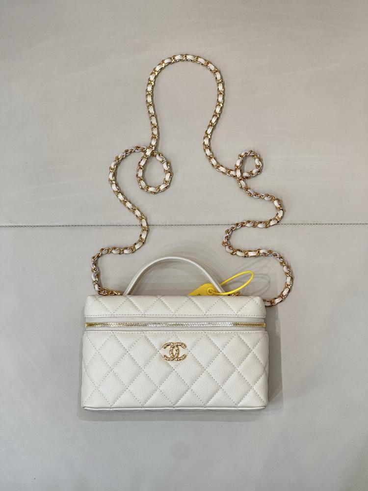 Chanel Mini flap bag 19cm
