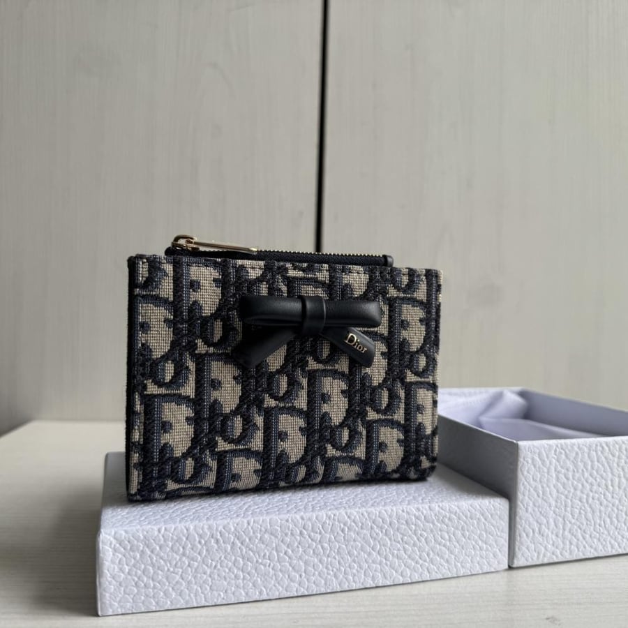 Dior Promenade Dahlia Wallet / محفظة ديور بروميناد داليا