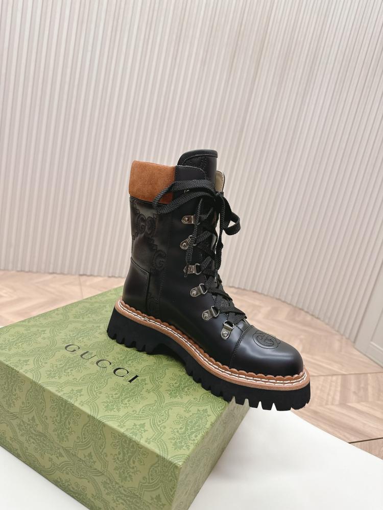 GG boots