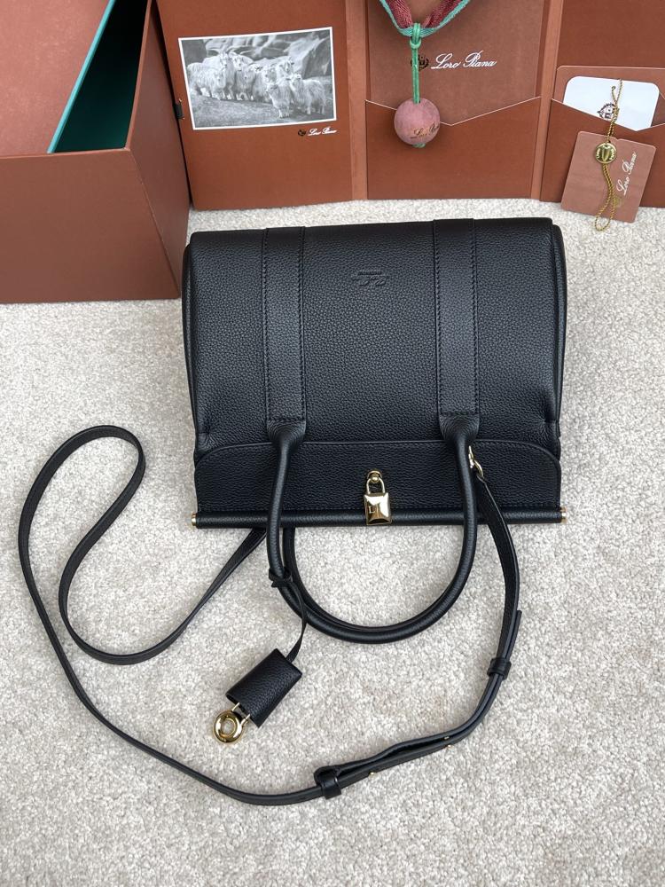 Piana Loom Bag L25 | حقيبة بيانا لوم مقاس L25