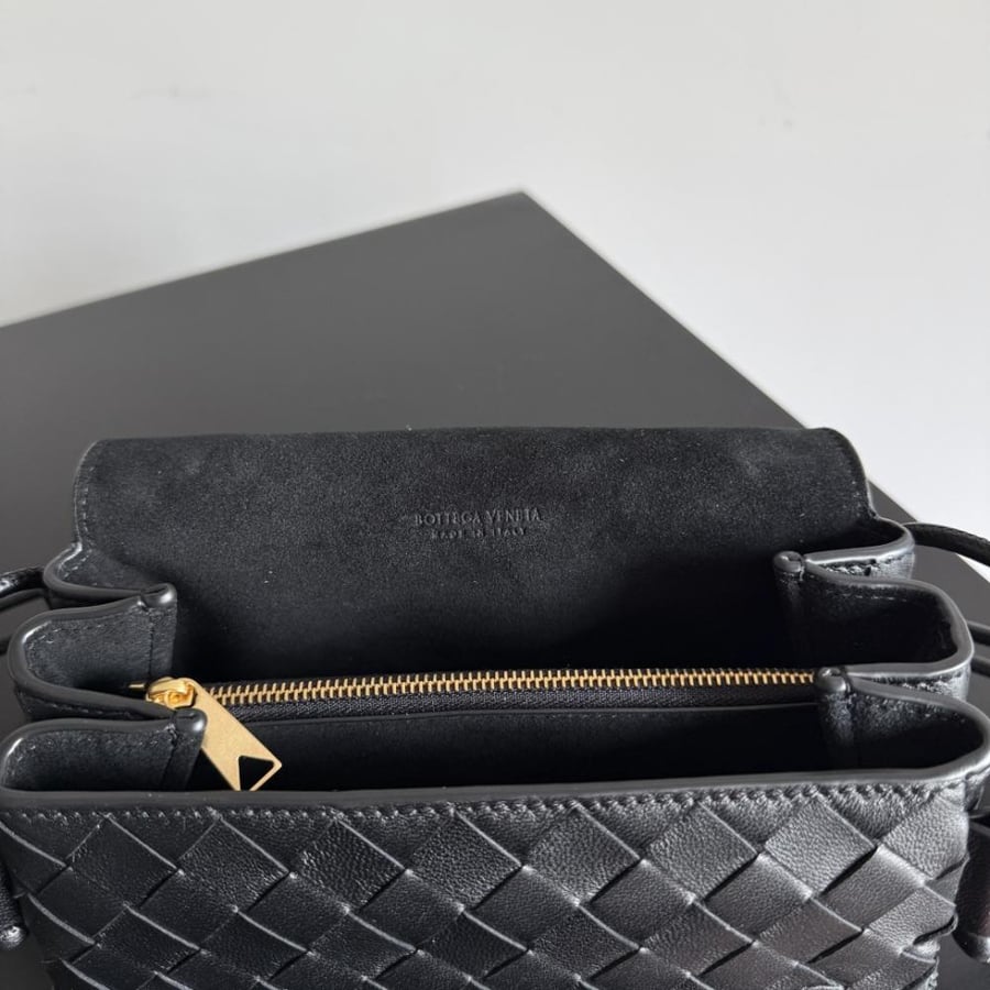 Bottega Veneta Notturno / بوتيغا فينيتا نوتورنو