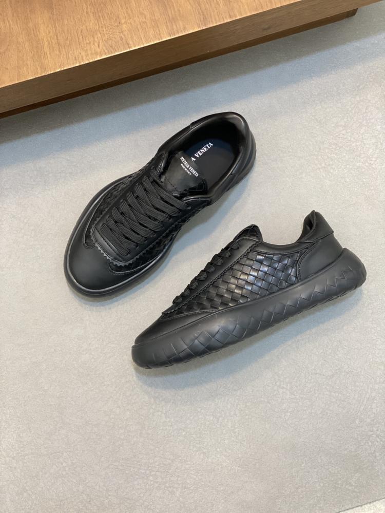 Bottega Sneakers