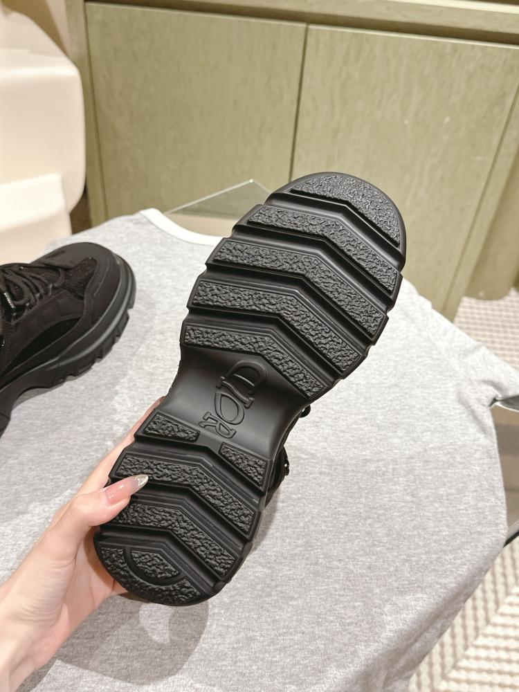 CD sneakers