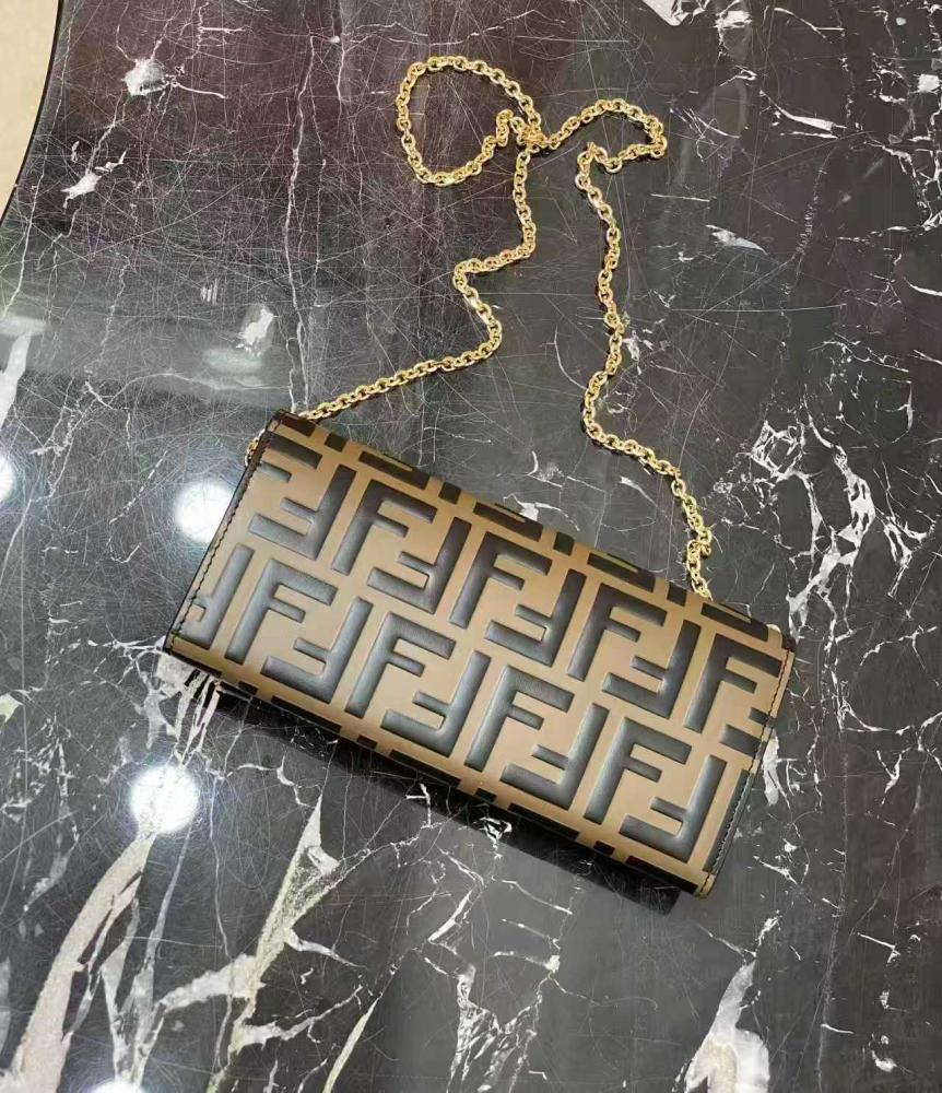 Fendi FF Wallet on Chain / محفظة فندي FF بسلسلة